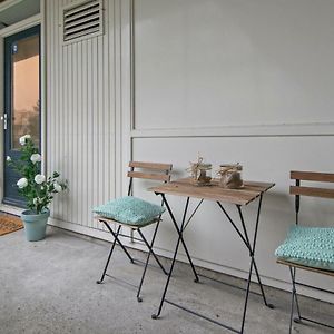 Amsterdam Beach Apartment 80